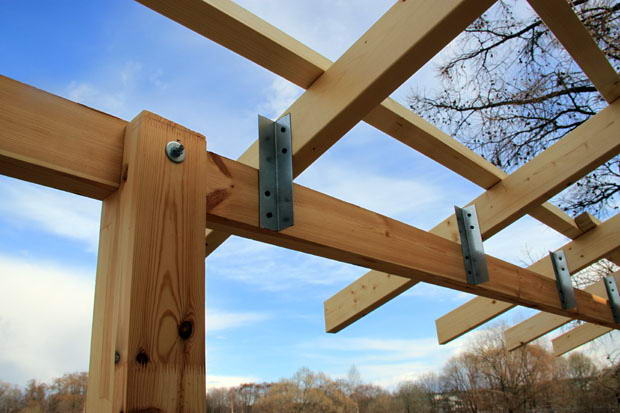 Крепление стропил односкатной крыши