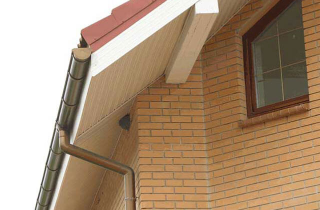 карниз двускатной крыши